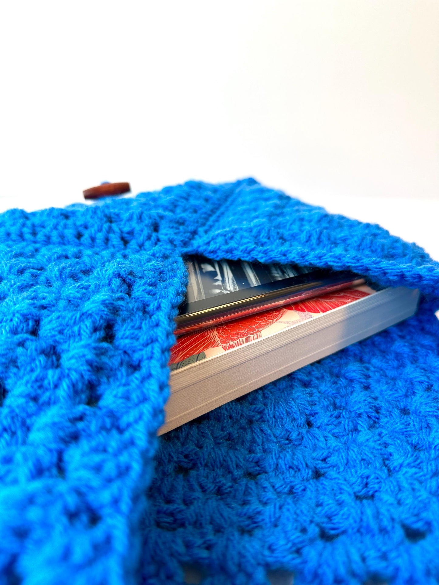 Blue Crocheted Book Sleeve β Envelope Style Cozy for Kindle Paperwhite and or Paperback, Soft Textured Crochet Book Cover, Gift for Readers