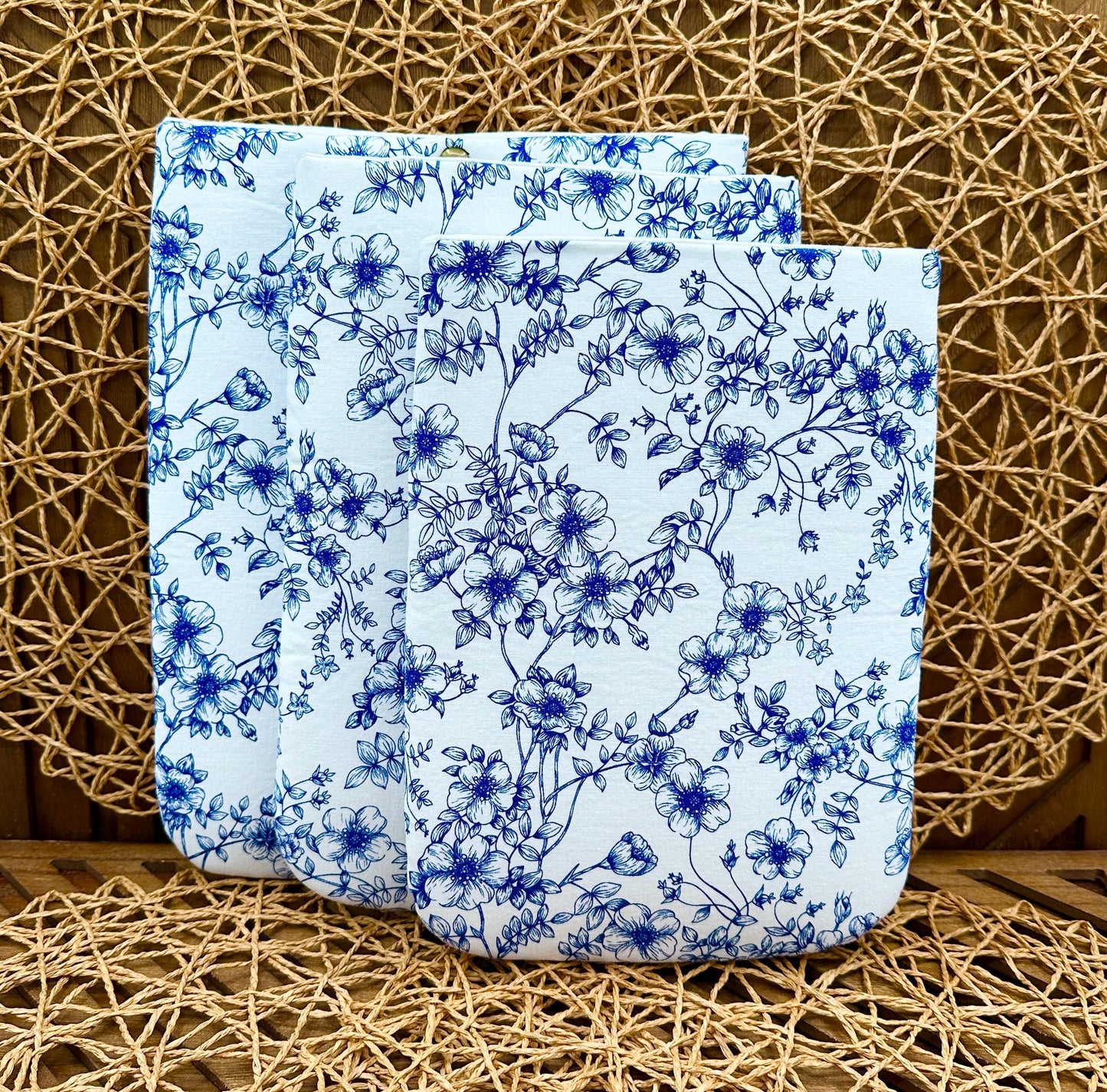 blue floral padded book sleeve