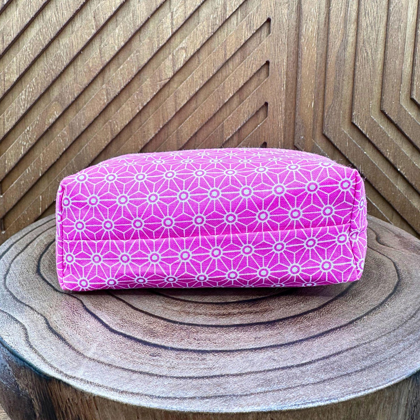 Chic Boho Pink Scrappy Makeup Bag - Perfect for Accessories and Cosmetics