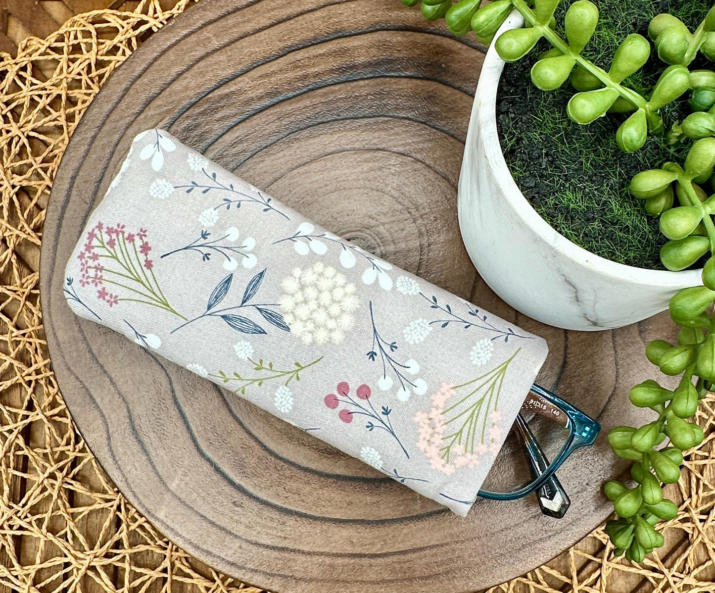 Kindle Basic 11th Generation Sleeve & Eyeglass Case Set – Delicate and Practical, Mocha Brown Floral Design, Foam Padded Protection