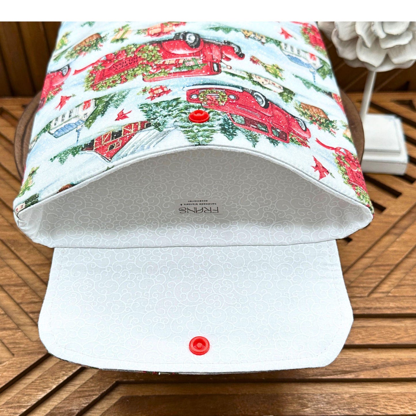 IPAD Sleeve, Stylish Red Holiday IPAD Pouch | Farmhouse-Inspired Tablet Cover