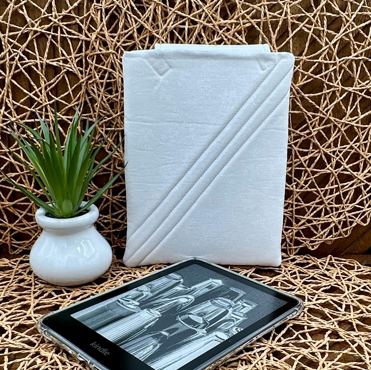 Kindle Paperwhite Sleeve - Soft White Dainty Floral Print with white Tulle Bow, Feminine Foam Padded Device Cover with Magnetic Snap Closure