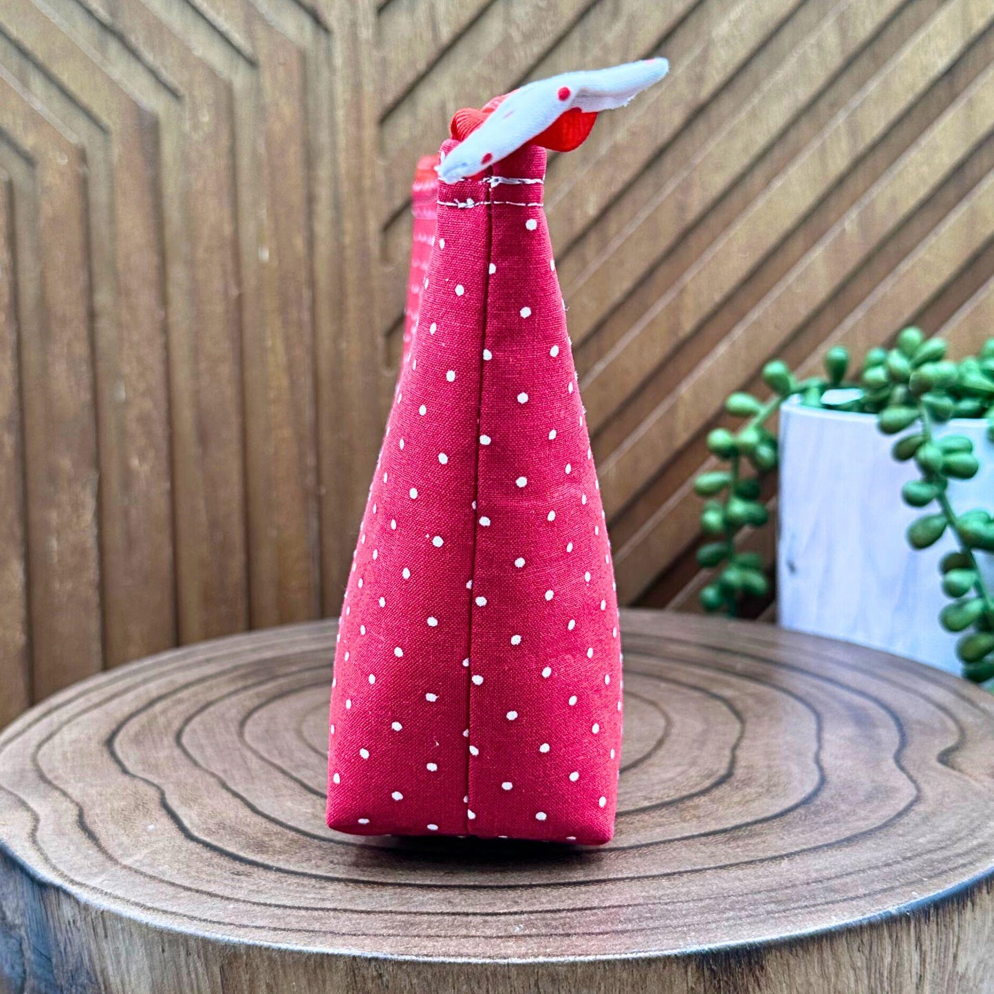 Stylish Red Polka Dot Travel Makeup Bag: Ideal for Cosmetics, Gadgets, and Essentials"