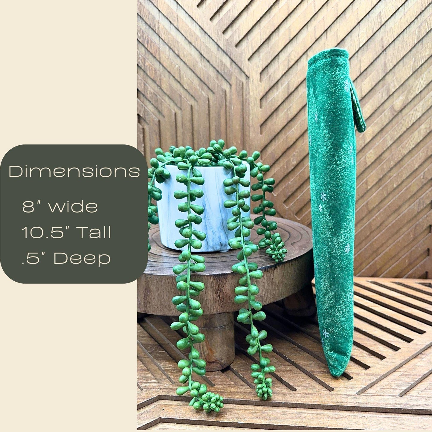 IPAD Sleeve - Green Forest & Snowflake Christmas-Themed Padded IPAD Cover, IPAD pouch, book sleeve, Christmas gift idea