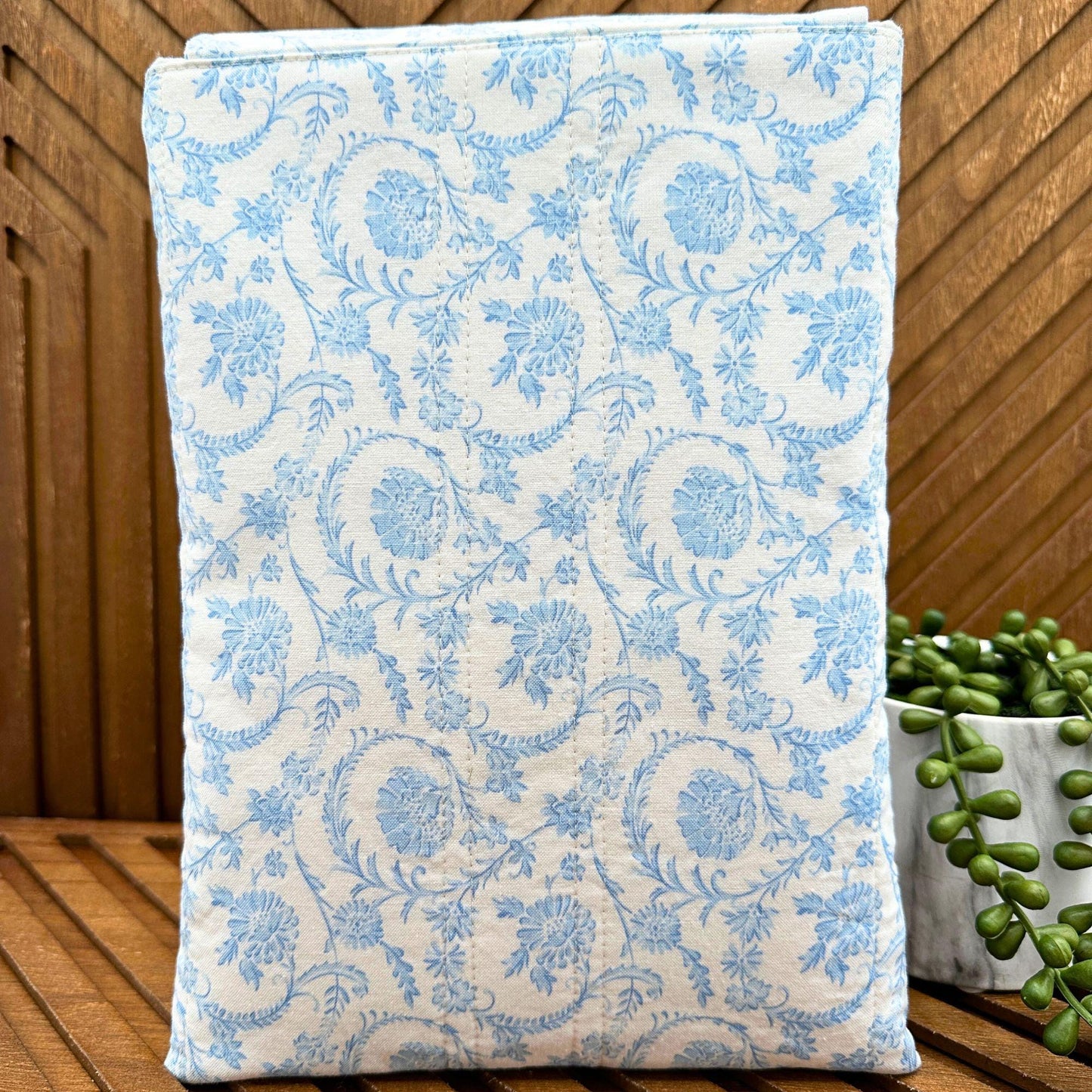 IPAD Sleeve - Vintage Blue Print IPad Sleeve - Stylish Tablet Case & Gift Idea