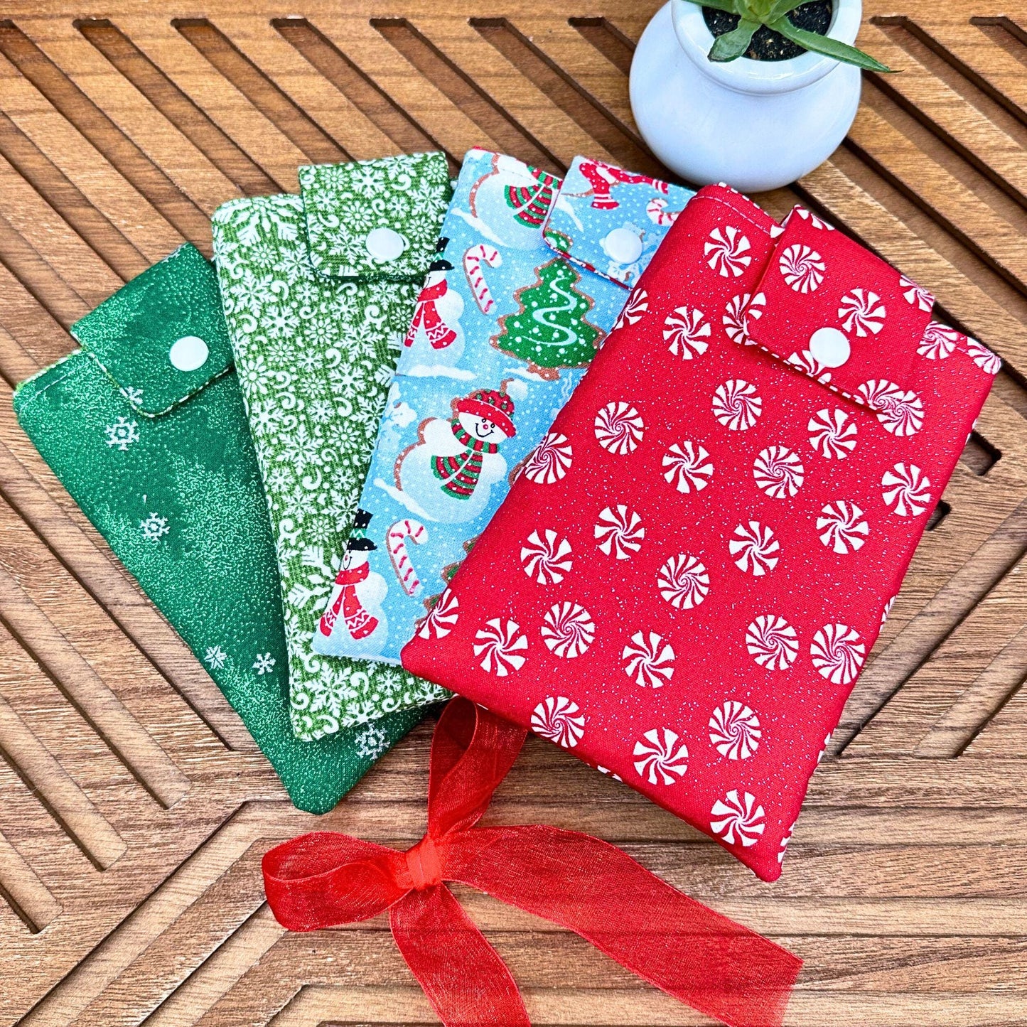 Charming Christmas Kindle Cases – Unique Sleeves for Tablets & E-Readers, electronic device pouch, book sleeve, gift idea
