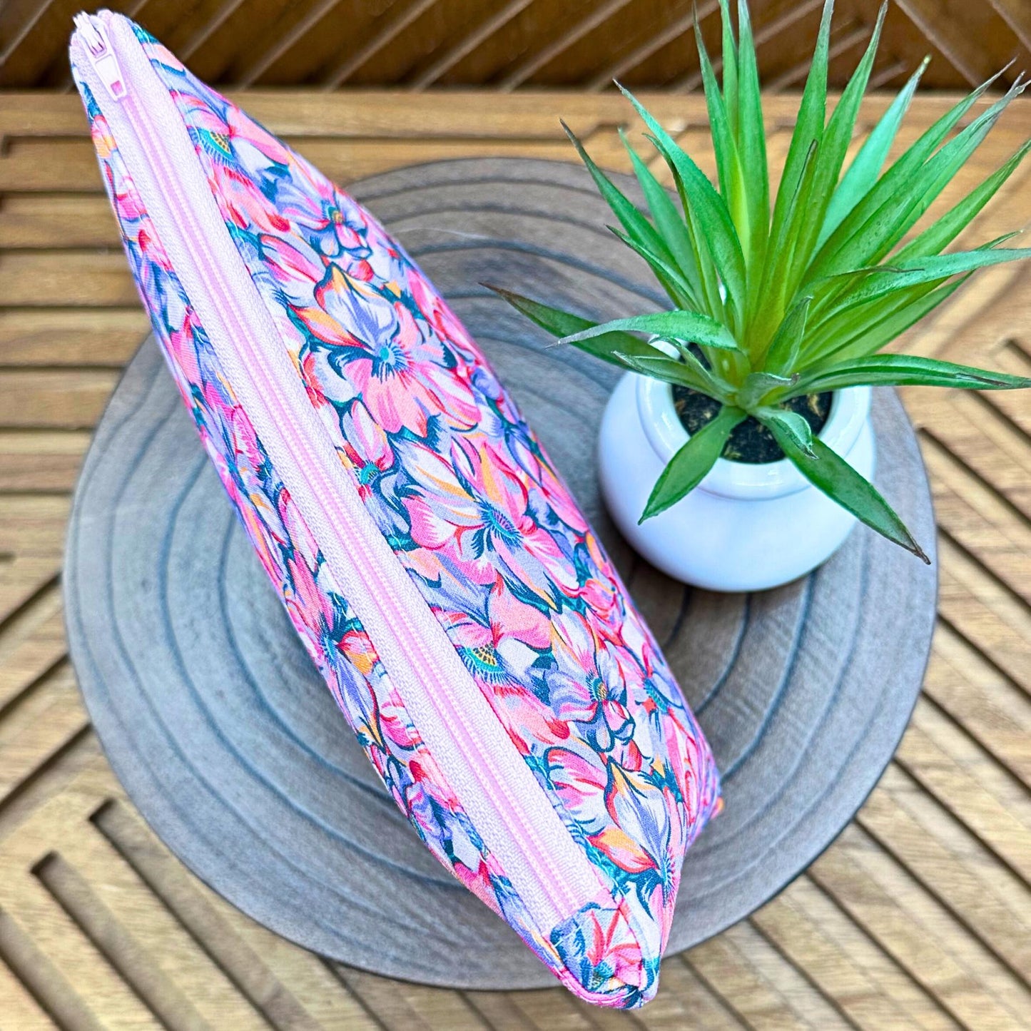 Chic Pink and Purple Floral Makeup Bag - Perfect for Cosmetics & More