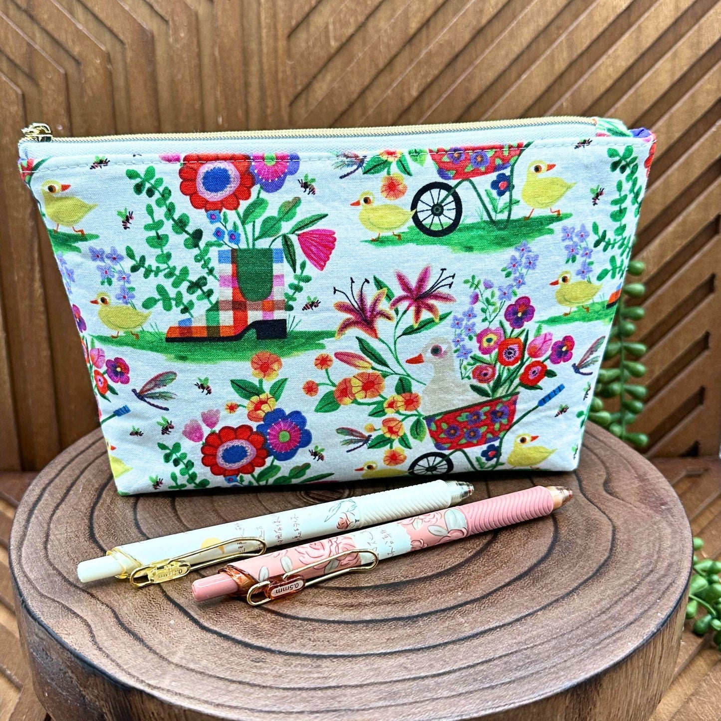 Charming Farmyard Travel Makeup Bag - Luxe Organizer and Cosmetics Pouch