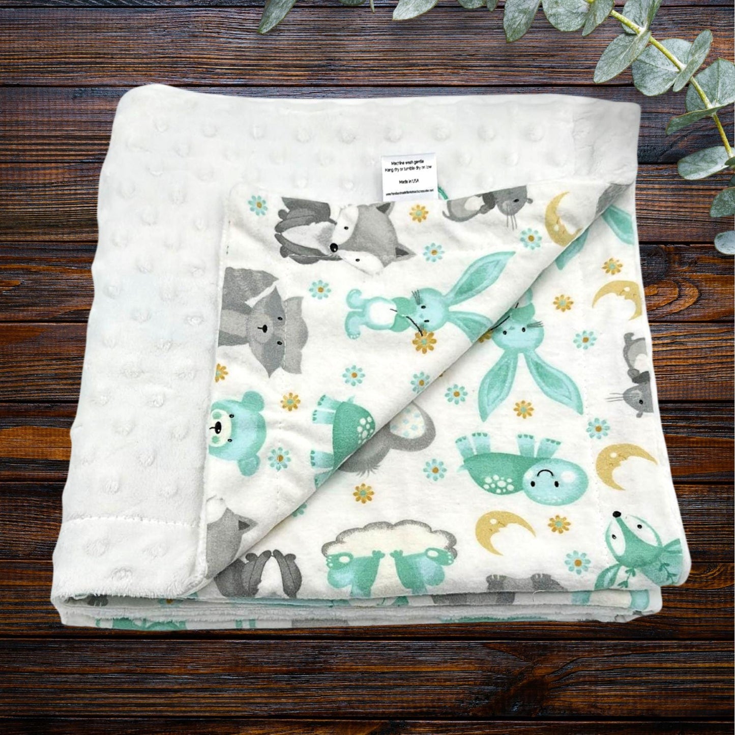Charming Critters Flannel and Minky Baby Blanket - Ideal for Crib, Stroller, and Adventures