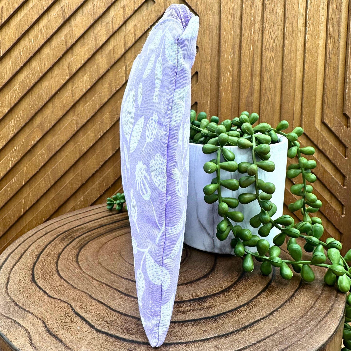Stylish Lilac Floral Makeup Bag Set: Organize Your Travel and Daily Life