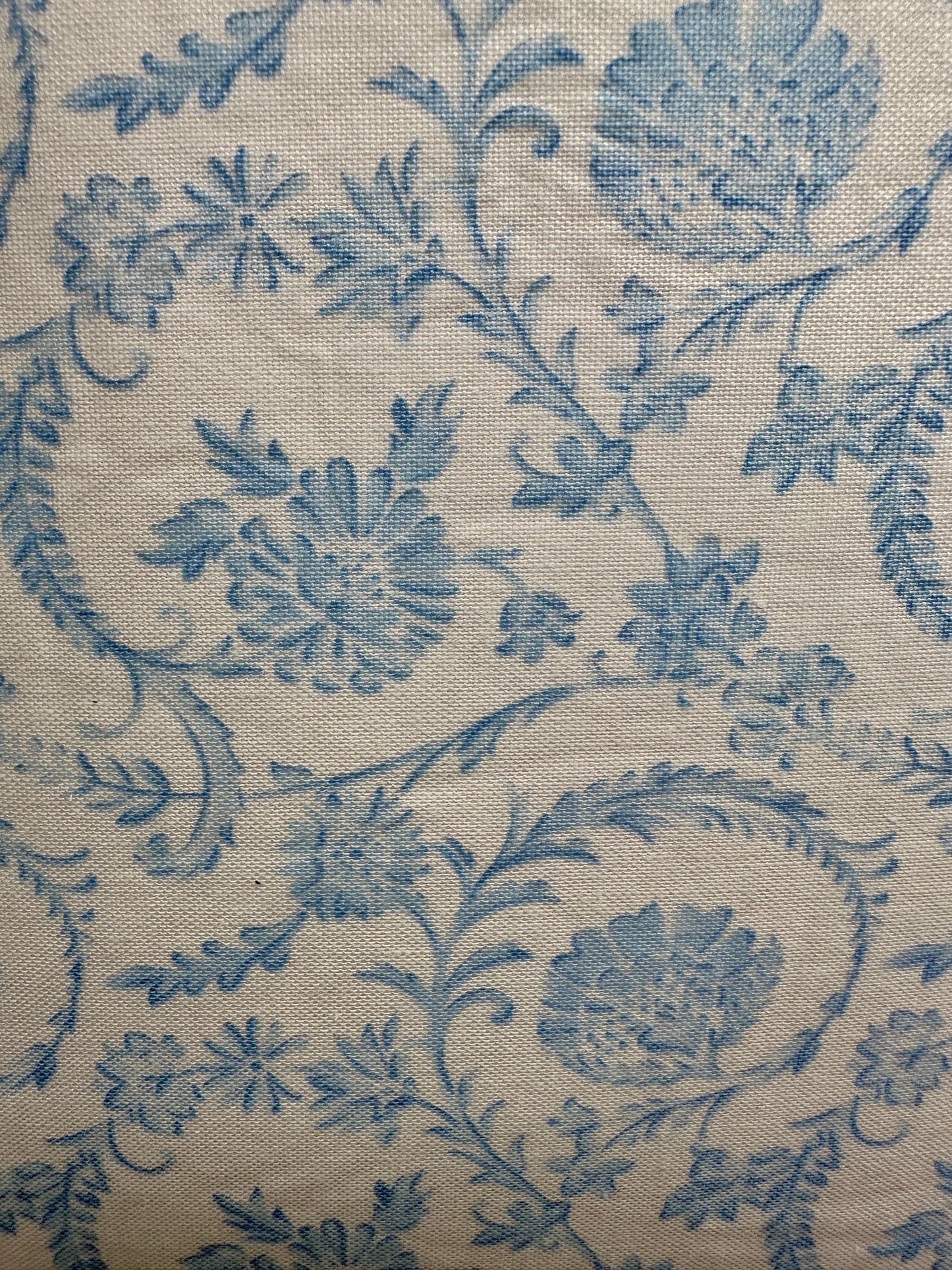 Book Sleeve - Vintage Blue Floral Foam Padded Cotton Case with Magnetic Snaps, Keep your Book sand Electronic Devices Protected