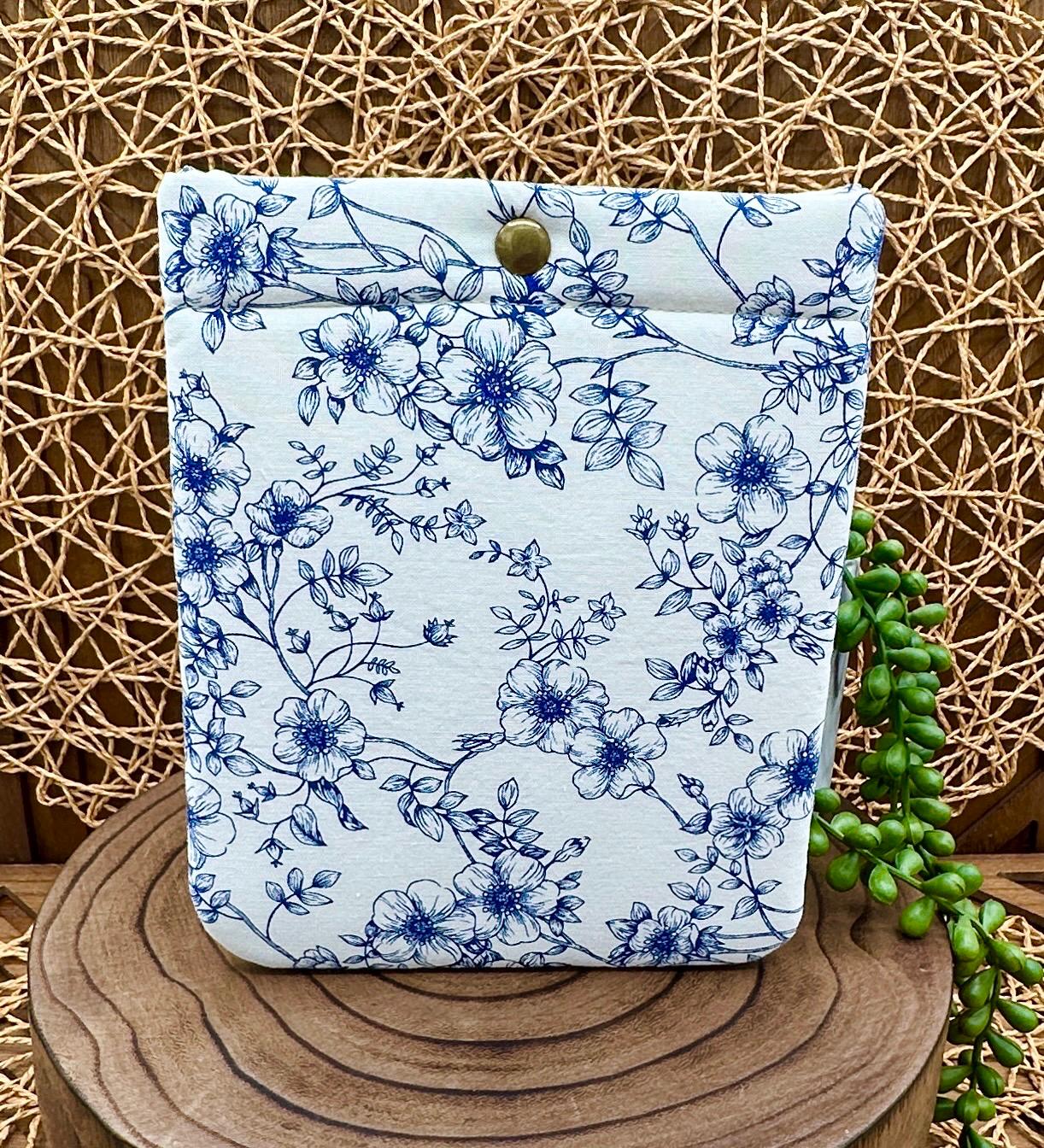 blue floral kindle sleeve