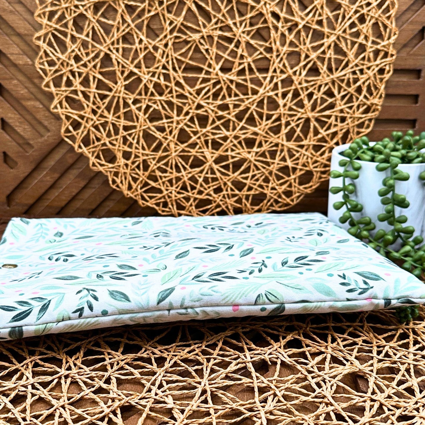 IPAD Sleeve - BOHO Green Leaves IPad Sleeve - Stylish Tablet Case and Gift Idea