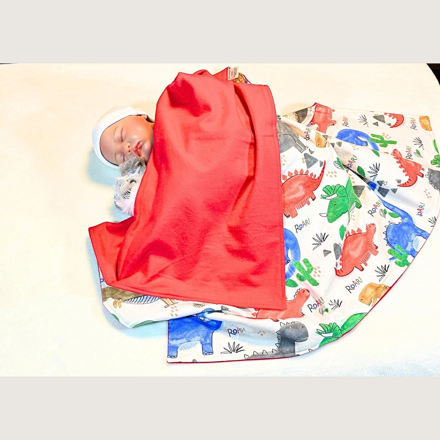 Colorful Dinosaur Flannel Baby Blanket - Perfect Snuggle Gift for Baby Boys!