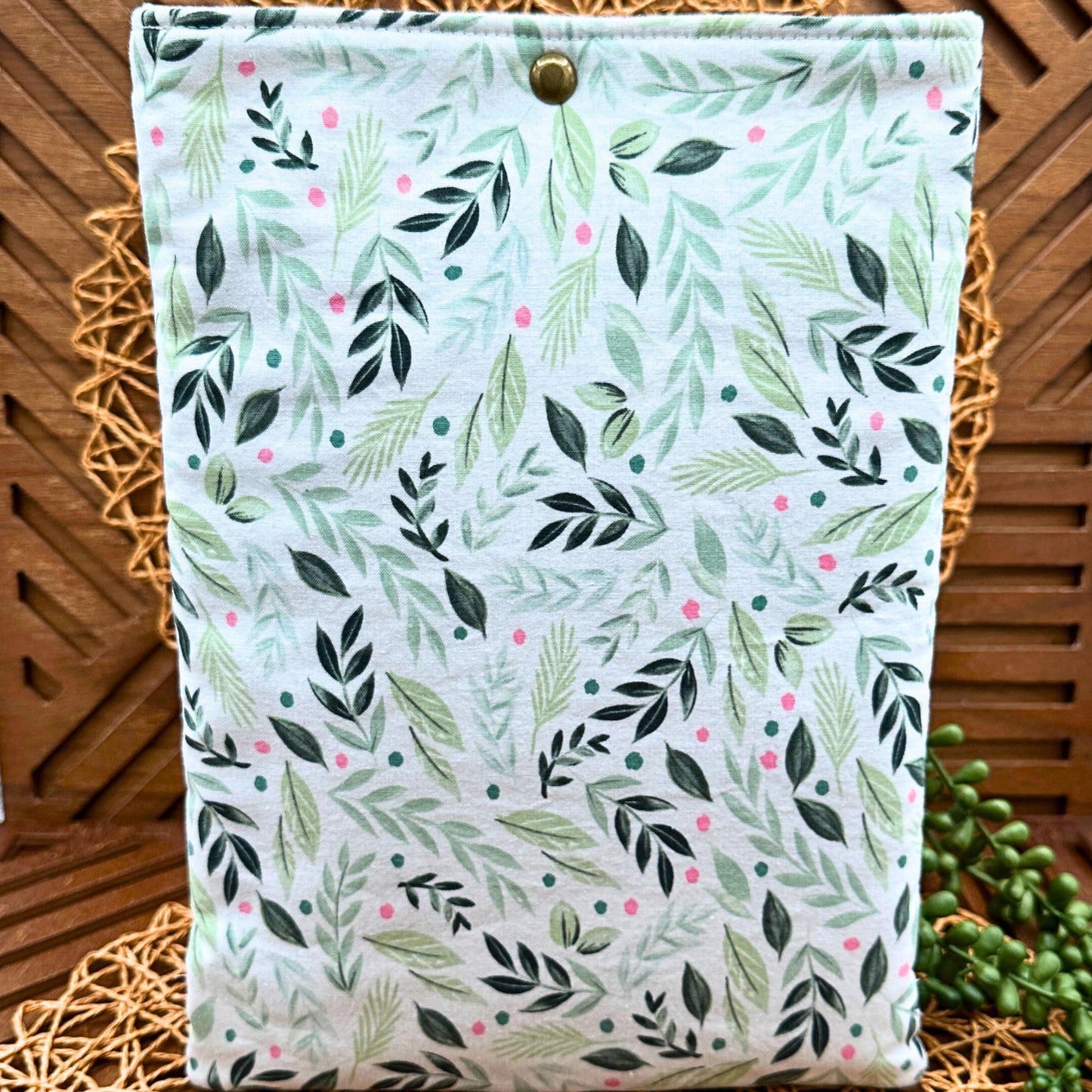 IPAD Sleeve - BOHO Green Leaves IPad Sleeve - Stylish Tablet Case and Gift Idea