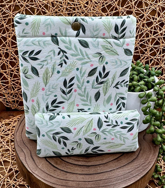 Green leaf kindle paperwhite sleeve and eyeglass case set