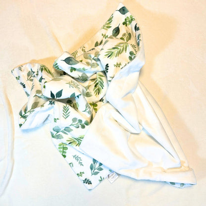 Cozy Botanical Baby Blanket - Luxe Softness for Crib and On-the-Go, Ideal for Stroller & Travel, great for Snuggling and Tummy Time