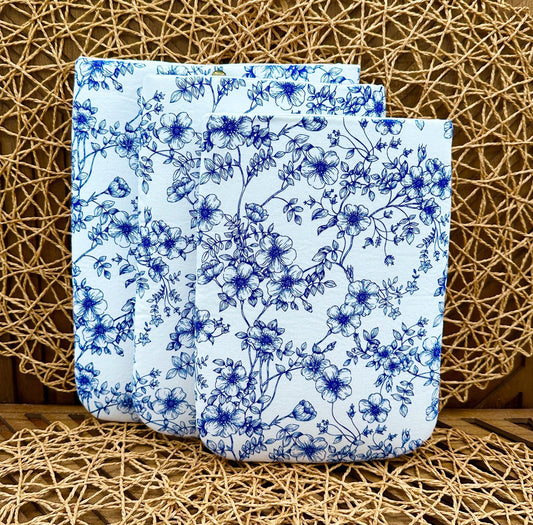 blue floral padded book sleeve