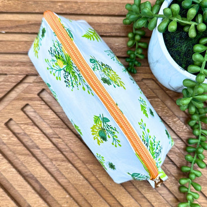 Stylish Boho Green Sprigs Makeup Bag Set – Perfect for Travel and Everyday Use