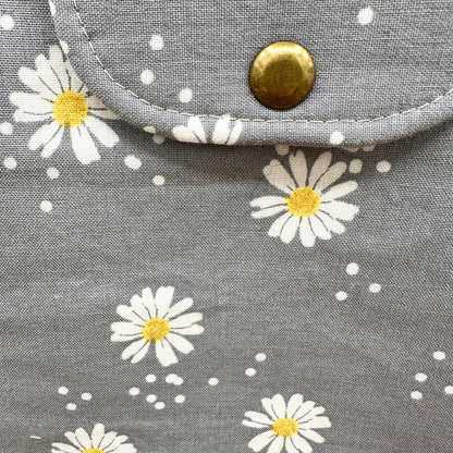 IPAD Sleeve - Daisy Print IPad Sleeve - Stylish Tablet Case & Gift Idea