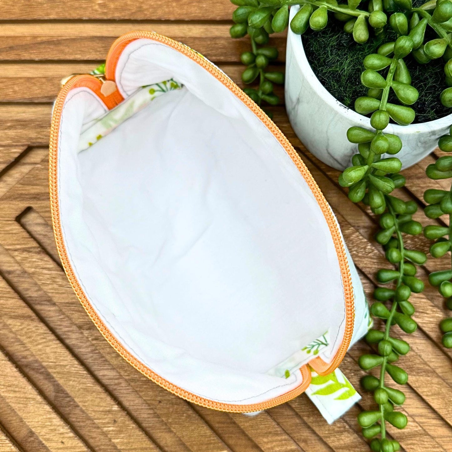 Stylish Boho Green Sprigs Makeup Bag Set – Perfect for Travel and Everyday Use