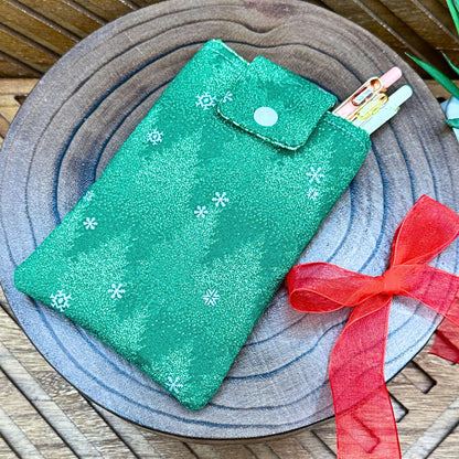 Charming Christmas Kindle Cases – Unique Sleeves for Tablets & E-Readers, electronic device pouch, book sleeve, gift idea