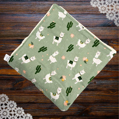 Cozy Llama Flannel and Sherpa Baby Blanket – Perfect Stroller Companion, Soft Sherpa Snuggle Blanket, Stroller Blanket, car seat blanket
