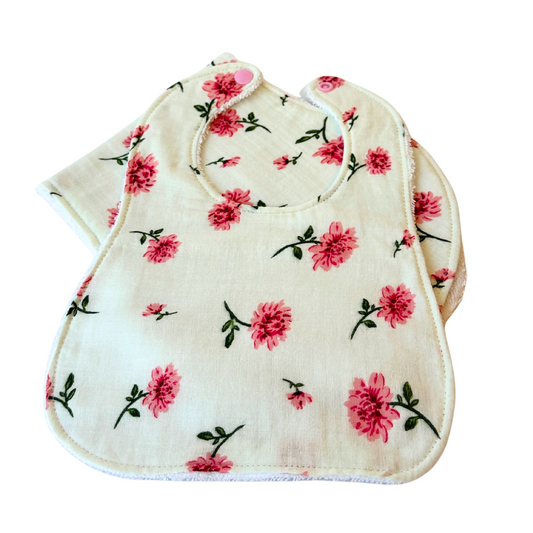 Pink Floral Bib & Burp Cloth Set – Handmade Muslin & Terry Cloth Baby Gift, Absorbent Feeding Essentials, Soft & Stylish