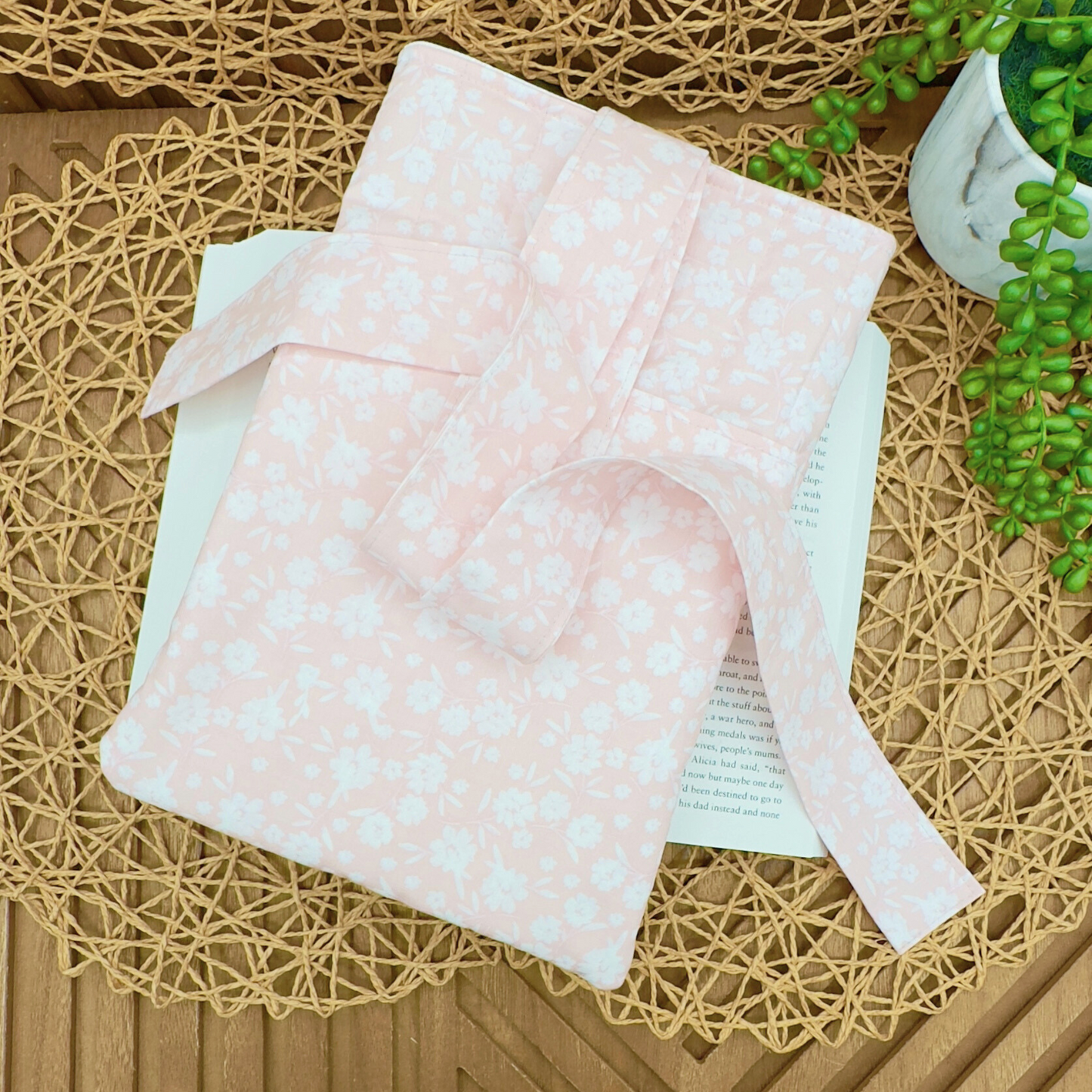 Blush Bloom Book Sleeve – Quilted, Pocketed & Bow-Tied