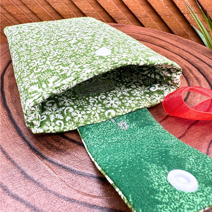 Charming Christmas Kindle Cases – Unique Sleeves for Tablets & E-Readers, electronic device pouch, book sleeve, gift idea
