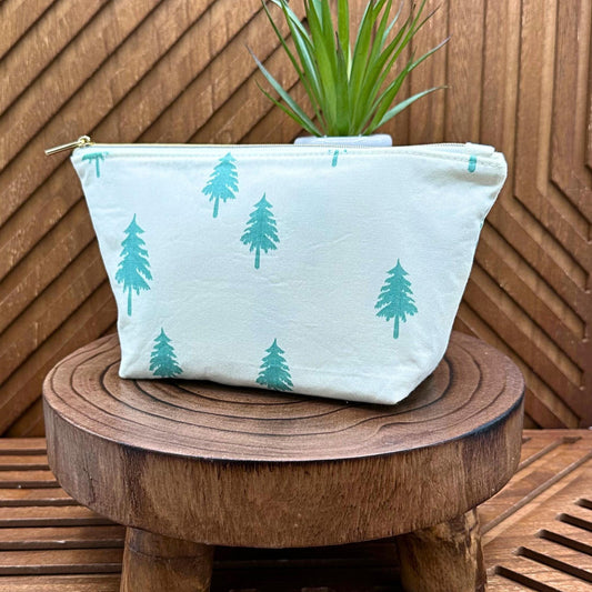 woodsy zippered make up bag